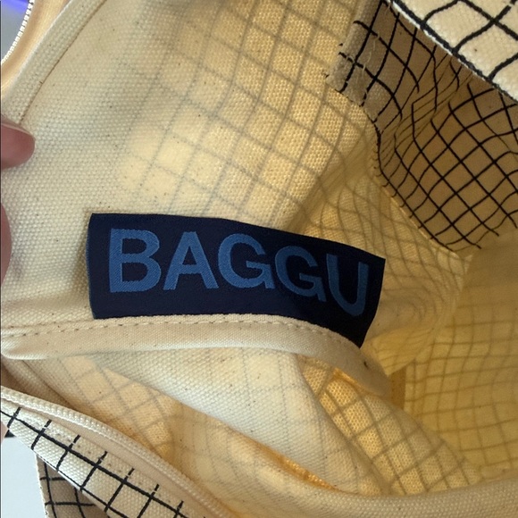 BAGGU Zip Tote Bag - Picture 5 of 9